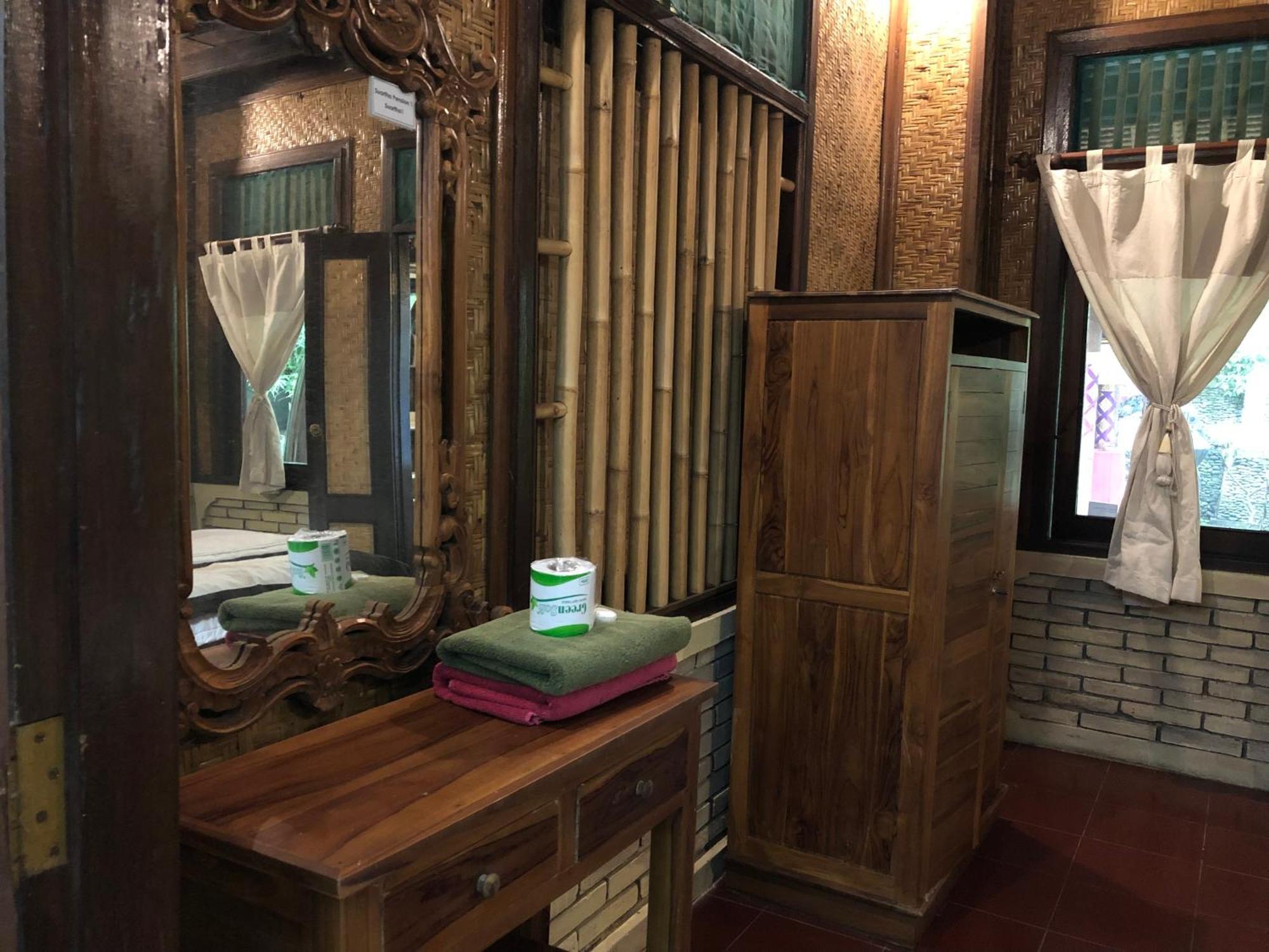 1Bd Guest House In Family Compound1, 15 Minute Walk To Yoga Barn Ubud  Ngoại thất bức ảnh